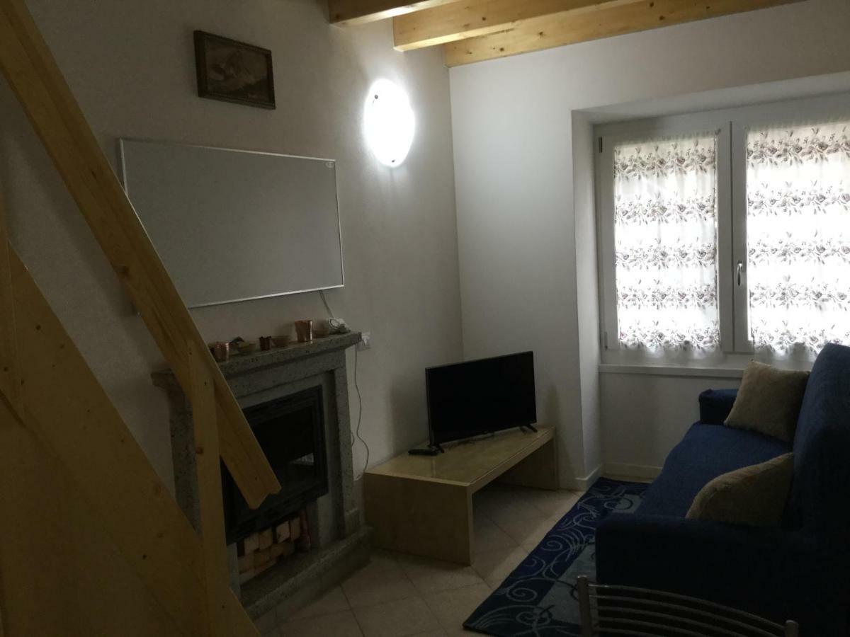 Appartement Cà d'Albin à Gravedona Extérieur photo